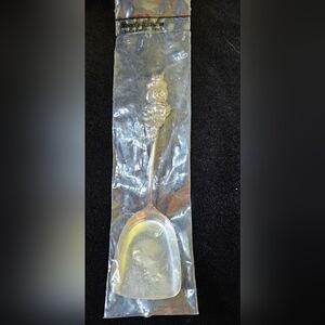 Reed & Barton Silver Plated Tea Rose Suger Spoon Bonbon Server In Sealed Package